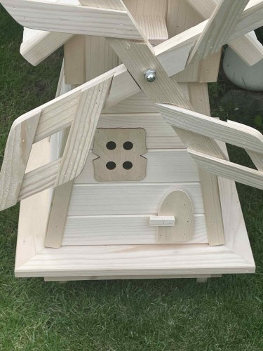 ea731325-300d-42d2-895f-4a19a1a9364c6